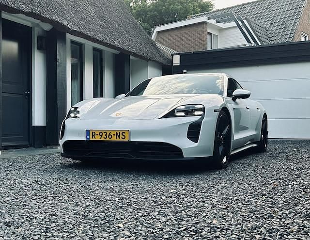 Occasion Porsche Taycan 300 kW (408 PK) 2022 Wit Sedan