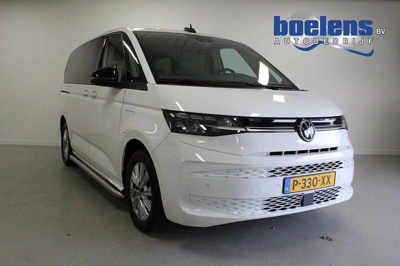 Wit Gebruikt 2022 VW Multivan Life Van | € 37.987 (Super prijs) - Afbeelding 1/4