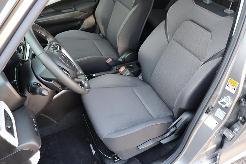 Occasion Suzuki Swift Style 83 PK (61 kW) 2024 Zilver Hatchback