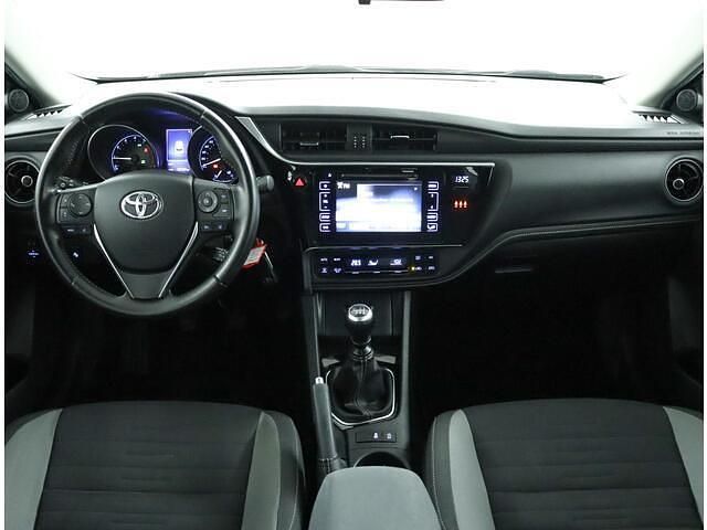 Occasion Toyota Auris 116 PK (85 kW) 2017 Grijs Hatchback