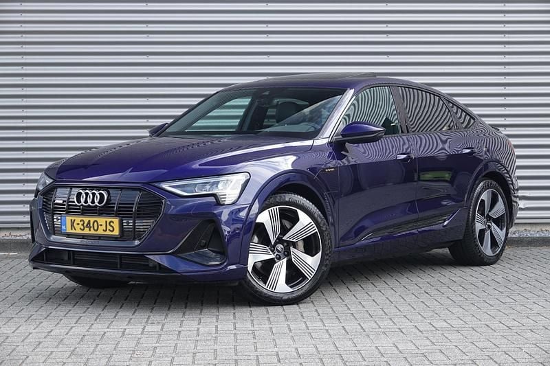 Blauw Gebruikt 2020 Audi e-tron S-Line SUV | € 33.900 (Eerlijke prijs) - Afbeelding 1/4