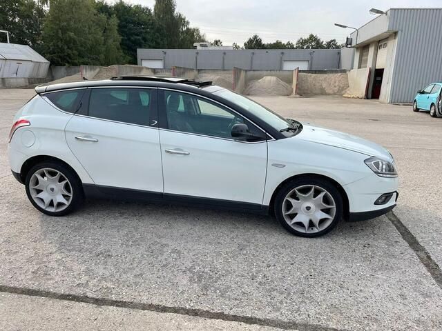 Occasion Lancia Delta 190 PK (139 kW) 2009 Wit Hatchback