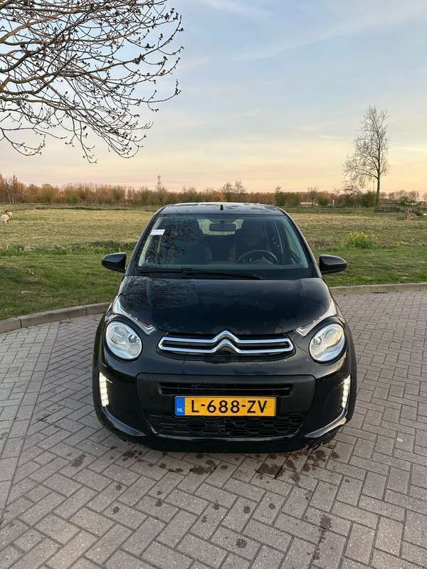 Zwart Gebruikt 2021 Citroën C1 Feel Hatchback | € 5.250 (Super prijs) - Afbeelding 1/4