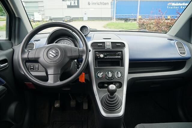 Occasion Suzuki Splash 86 PK (63 kW) 2010 Blauw, metallic lak Hatchback