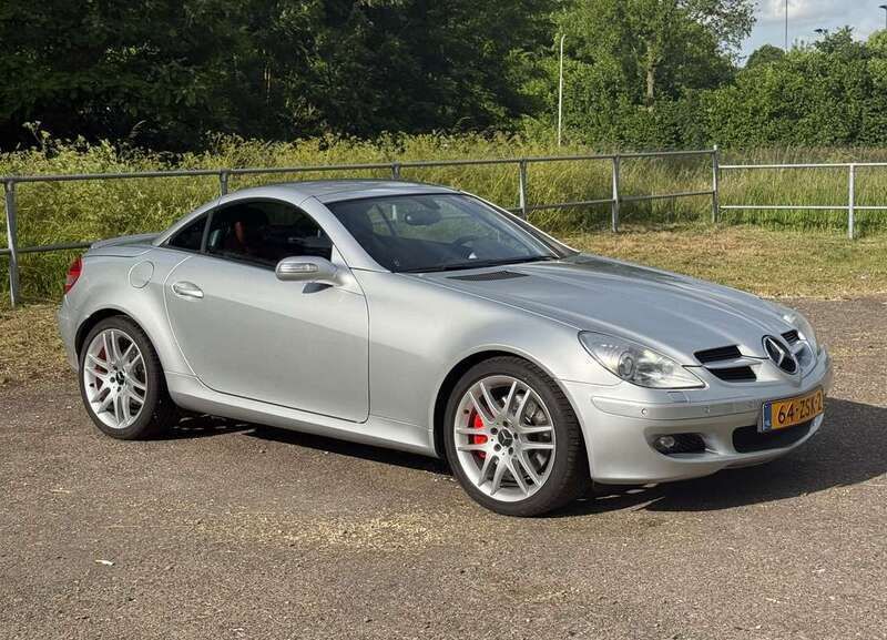 Grijs Gebruikt 2007 Mercedes SLK200 Cabriolet | € 5.500 (Goede deal) - Afbeelding 1/4