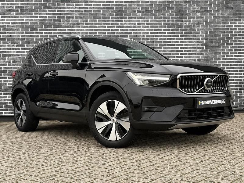 Occasion Volvo XC40 Core 211 PK (155 kW) 2022 Zwart SUV
