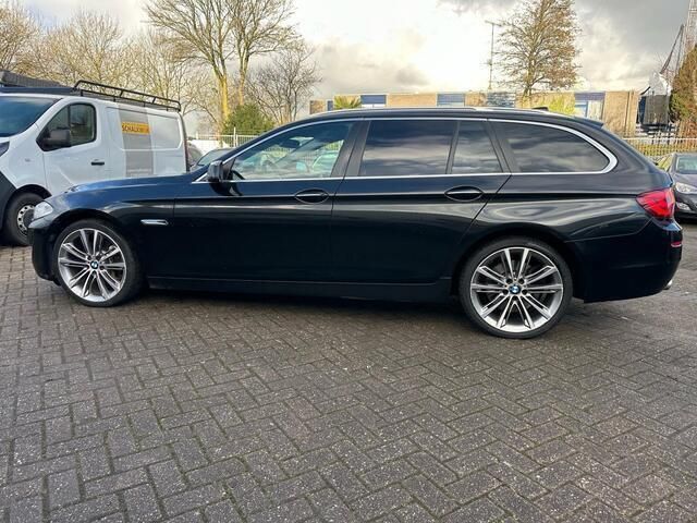 Occasion BMW 530 Executive 259 PK (190 kW) 2012 Zwart, metallic lak Stationwagen