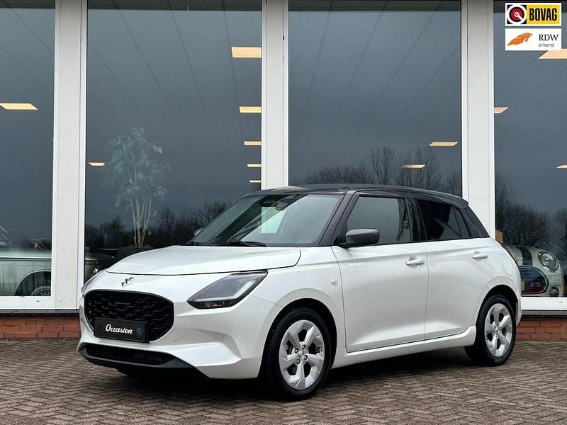 Occasion Suzuki Swift 2025 Wit (metallic) Hatchback