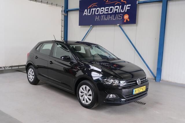 Zwart Gebruikt 2021 VW Polo Comfortline Hatchback | € 16.750 (Goede deal) - Afbeelding 1/4