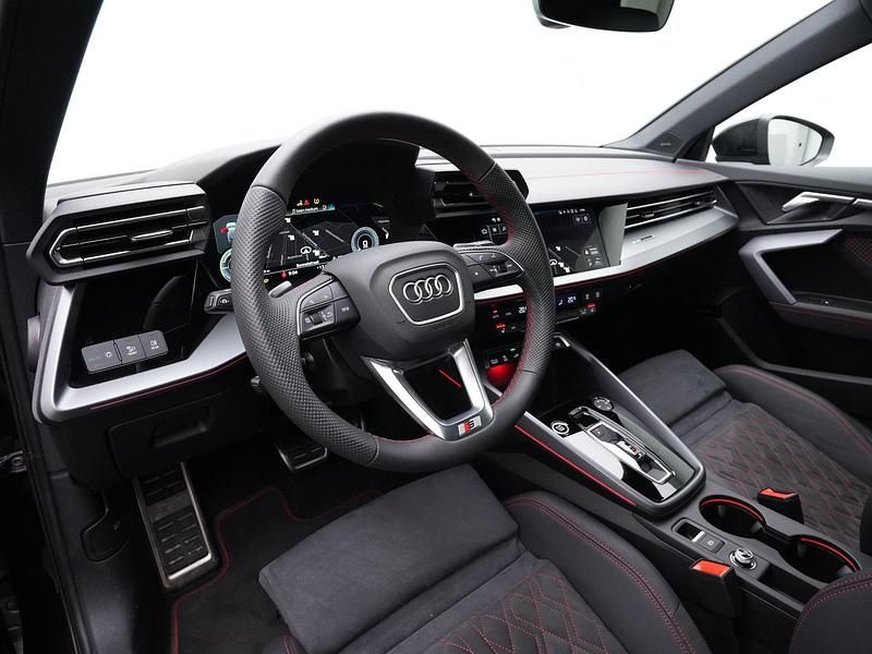 Occasion Audi A3 Sportback e-tron Comfort 272 PK (200 kW) 2025 Zwart Hatchback