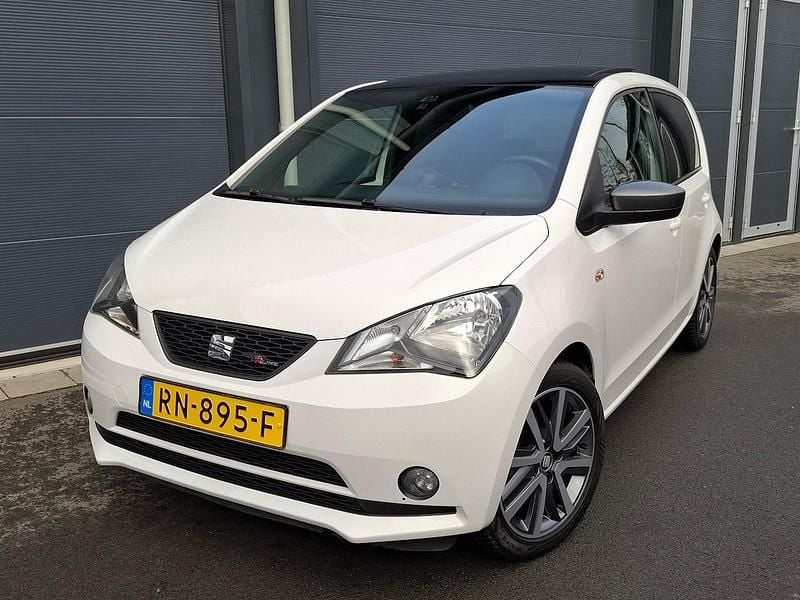 Wit Gebruikt 2018 Seat Mii FR Hatchback | € 9.500 (Eerlijke prijs) - Afbeelding 1/4