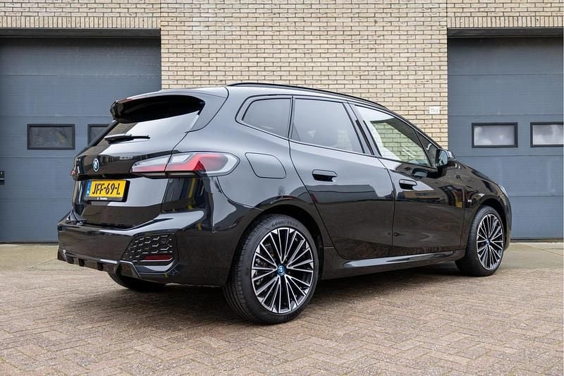 Occasion BMW 225 Active Tourer M Sport 136 PK (100 kW) 2025 Zwart MPV