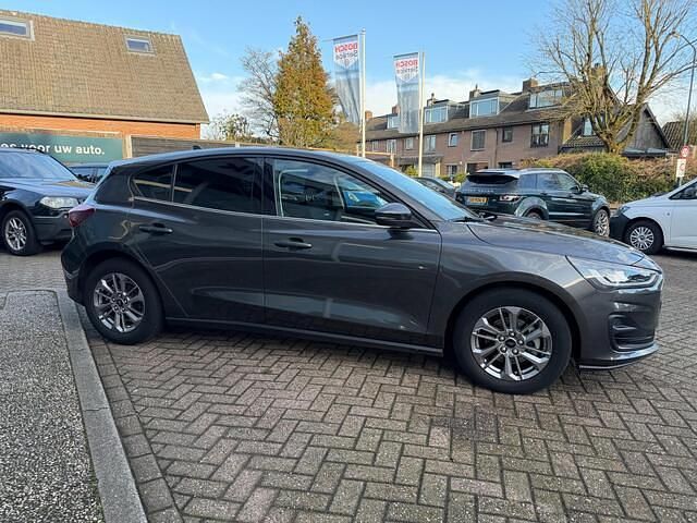Occasion Ford Focus Titanium 125 PK (91 kW) 2023 Grijs Hatchback