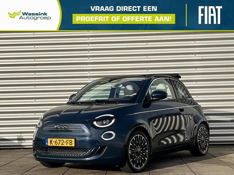 Groen Occasion 2020 Fiat 500e La Prima Hatchback | € 18.935 (Eerlijke prijs) - Afbeelding 1/1