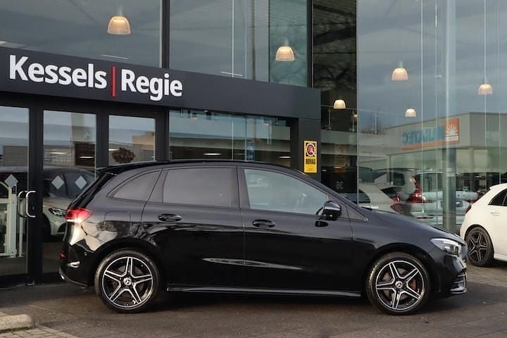 Occasion Mercedes B250e AMG 160 PK (117 kW) 2022 Zwart MPV