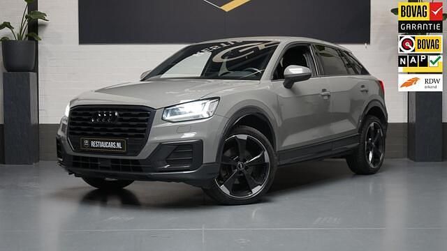 Grijs Gebruikt 2019 Audi Q2 Sport SUV | € 25.850 (Eerlijke prijs) - Afbeelding 1/4