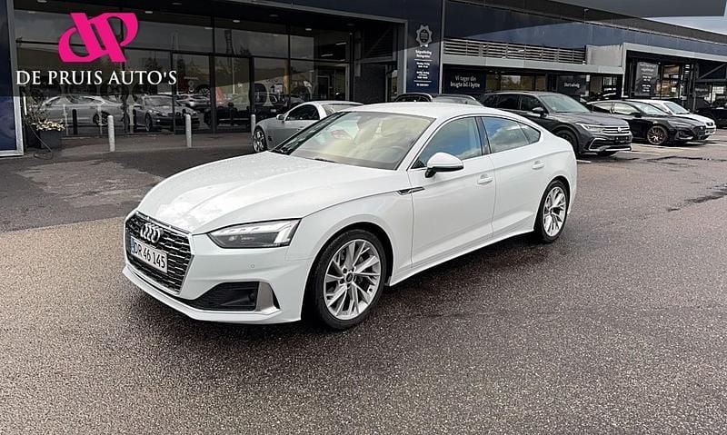 Wit Gebruikt 2023 Audi A5 Sportback Prestige Hatchback | € 37.950 (Super prijs) - Afbeelding 1/4
