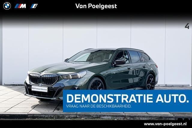 Bmw individual special request lakkleur Gebruikt 2025 BMW 550e M Sport Stationwagen | € 99.900 (Super prijs) - Afbeelding 1/4