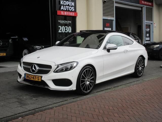 Wit Gebruikt 2017 Mercedes C180 AMG Coupé | € 19.950 (Goede deal) - Afbeelding 1/4