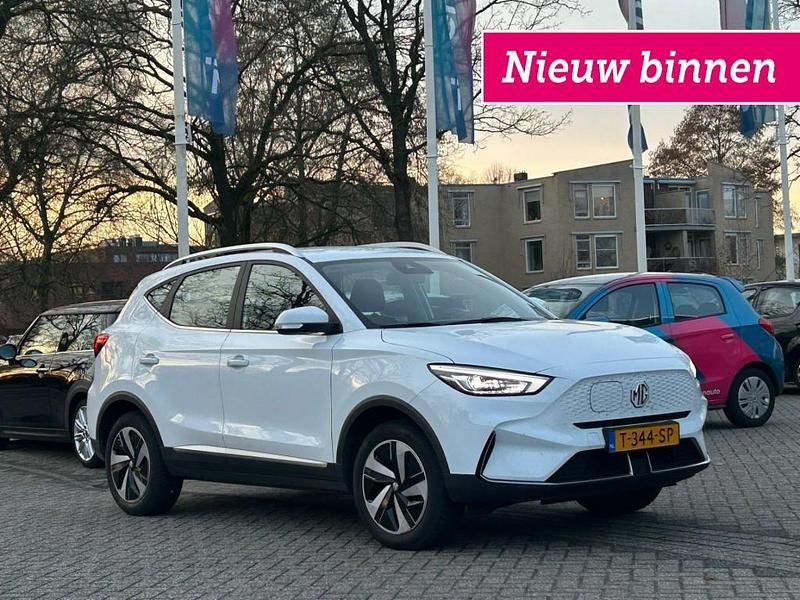 Wit Occasion 2023 MG ZS Comfort SUV | € 20.645 (Goede deal) - Afbeelding 1/2