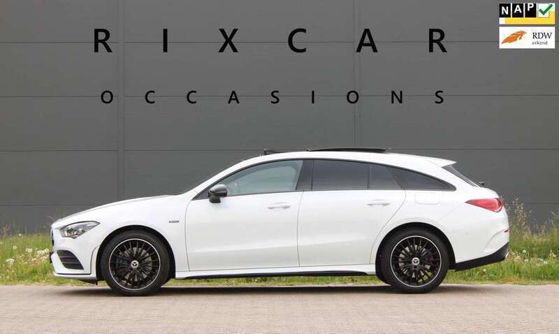 Wit, metallic lak Gebruikt 2020 Mercedes CLA250e Shooting Brake AMG line Stationwagen | € 32.940 (Iets duurder) - Afbeelding 1/4