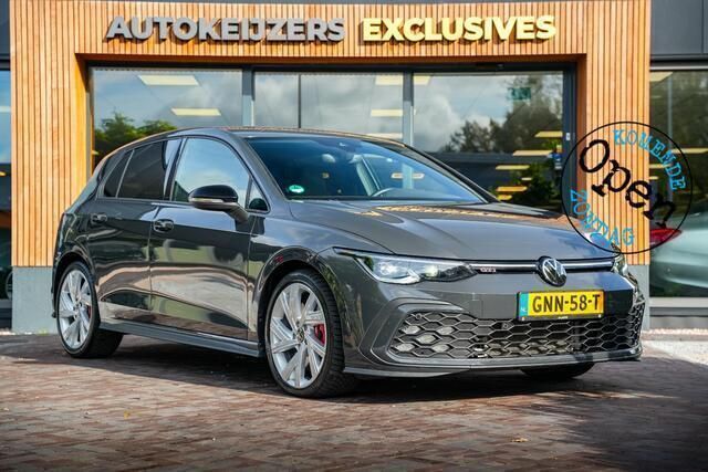 Grijs Gebruikt 2023 VW Golf VIII GTI Hatchback | € 36.900 (Eerlijke prijs) - Afbeelding 1/4