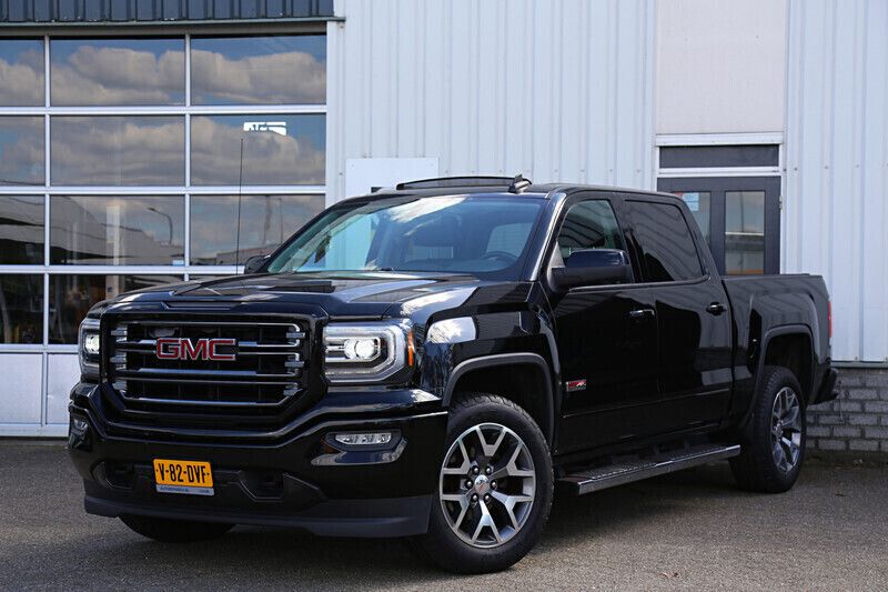 Zwart Gebruikt 2017 GMC Sierra Van | € 49.900 - Afbeelding 1/4