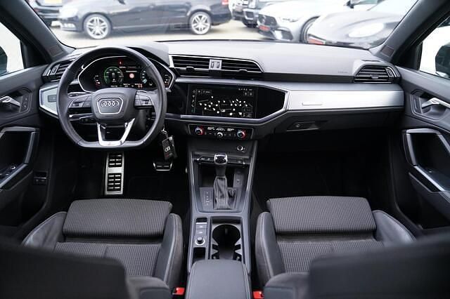 Occasion Audi Q3 Sport 150 PK (110 kW) 2022 Grijs (metallic) SUV