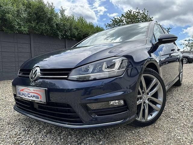 Blauw Occasion 2016 VW Golf Highline Sedan | € 14.750 (Duur) - Afbeelding 1/4