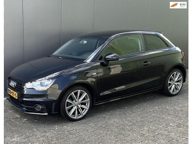 Zwart Gebruikt 2013 Audi A1 Proline Hatchback | € 9.990 (Eerlijke prijs) - Afbeelding 1/4