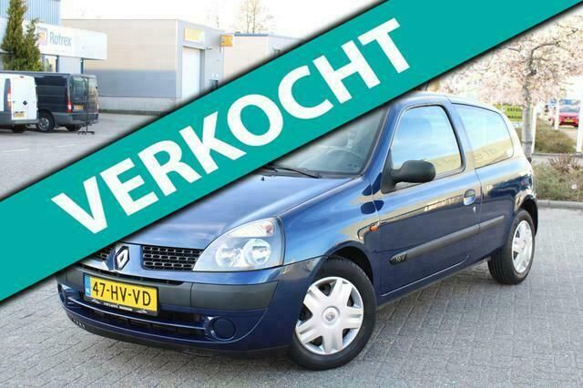Blauw Gebruikt 2001 Renault Clio II Authentique Hatchback | € 1.750 (Eerlijke prijs) - Afbeelding 1/4