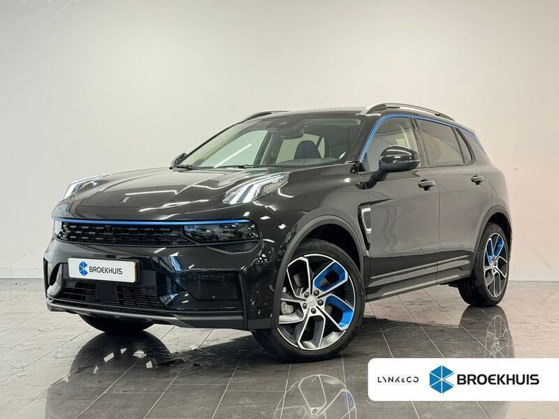 Zwart Gebruikt 2023 Lynk & Co 01 SUV | € 28.450 (Eerlijke prijs) - Afbeelding 1/4