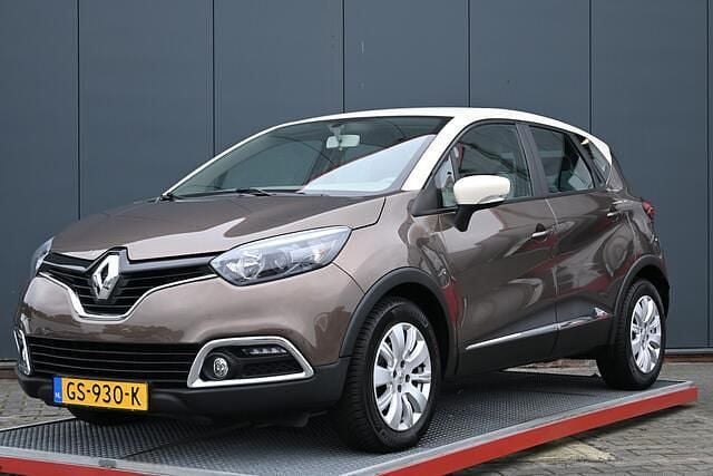 Bruin Gebruikt 2014 Renault Captur Expression SUV | € 8.950 (Super prijs) - Afbeelding 1/4