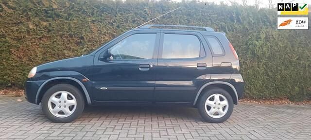 Zwart Occasion 2003 Suzuki Ignis Limited Hatchback | € 1.950 (Eerlijke prijs) - Afbeelding 1/4