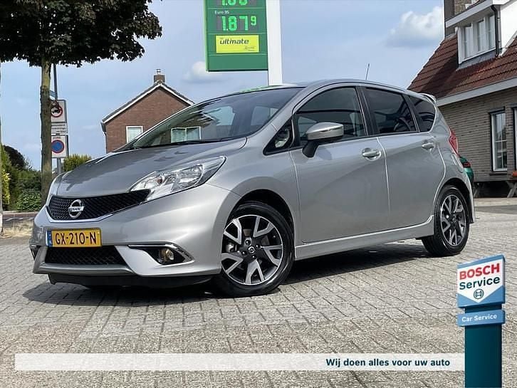 Grijs (metallic) Occasion 2015 Nissan Note S Hatchback | € 9.750 (Duur) - Afbeelding 1/4