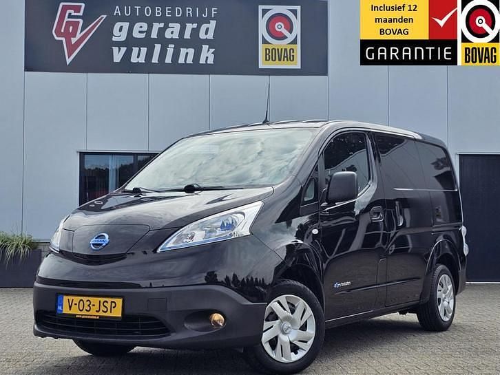 Zwart Gebruikt 2018 Nissan e-NV200 MPV | € 12.480 (Eerlijke prijs) - Afbeelding 1/4