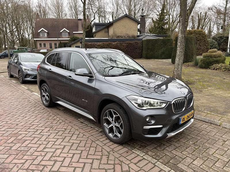 Occasion BMW X1 Executive 140 PK (102 kW) 2018 Grijs SUV