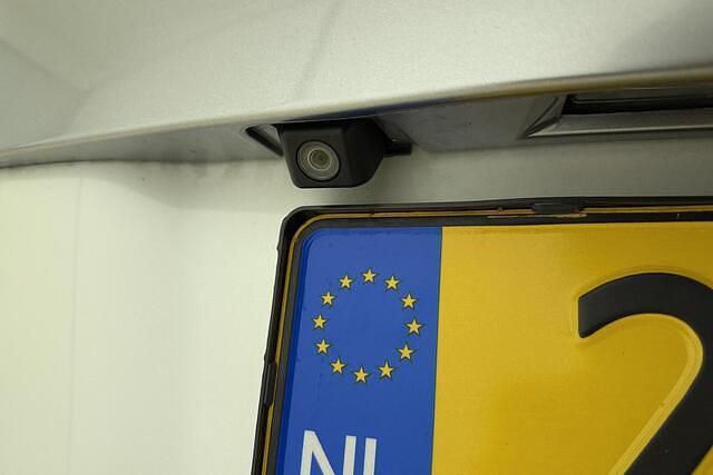 Occasion Toyota Prius 136 PK (100 kW) 2013 Wit Hatchback