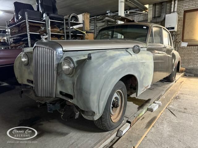 Grijs Gebruikt 1956 Bentley S1 Sedan | € 10.000 - Afbeelding 1/4