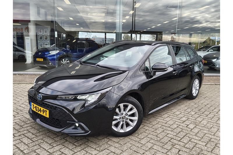 Zwart Gebruikt 2023 Toyota Corolla Limited Stationwagen | € 23.690 (Super prijs) - Afbeelding 1/1