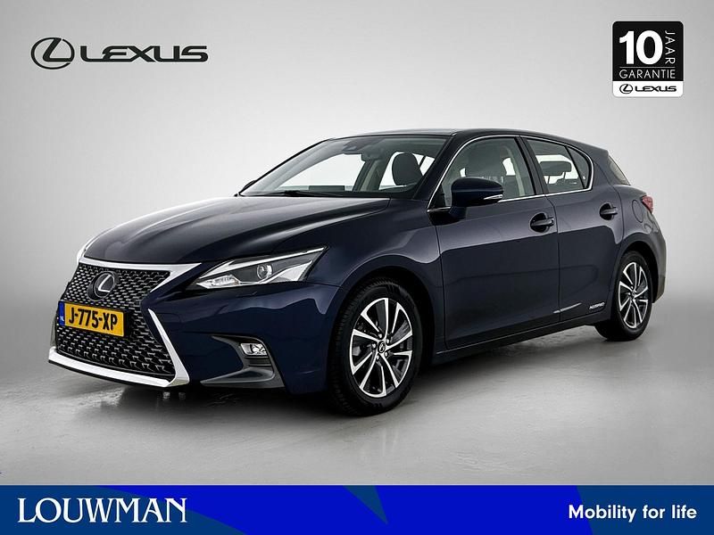 Blauw Occasion 2020 Lexus CT200h Hatchback | € 21.945 (Eerlijke prijs) - Afbeelding 1/4