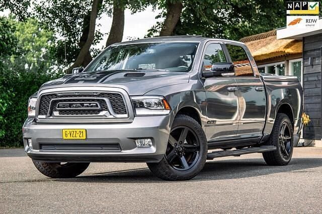 Grijs Gebruikt 2013 Dodge Ram Pickup | € 22.950 (Eerlijke prijs) - Afbeelding 1/4
