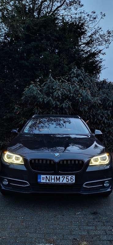 Gebruikt 2015 BMW 530 Luxury Line Stationwagen | € 15.000 (Duur) - Afbeelding 1/4
