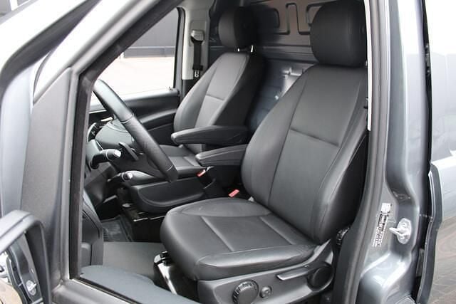 Occasion Mercedes Vito 136 PK (100 kW) 2021 Grijs Van