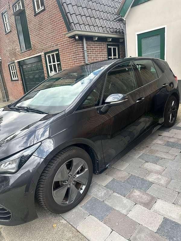 Grijs Gebruikt 2023 Cupra Born Hatchback | € 23.000 (Super prijs) - Afbeelding 1/4