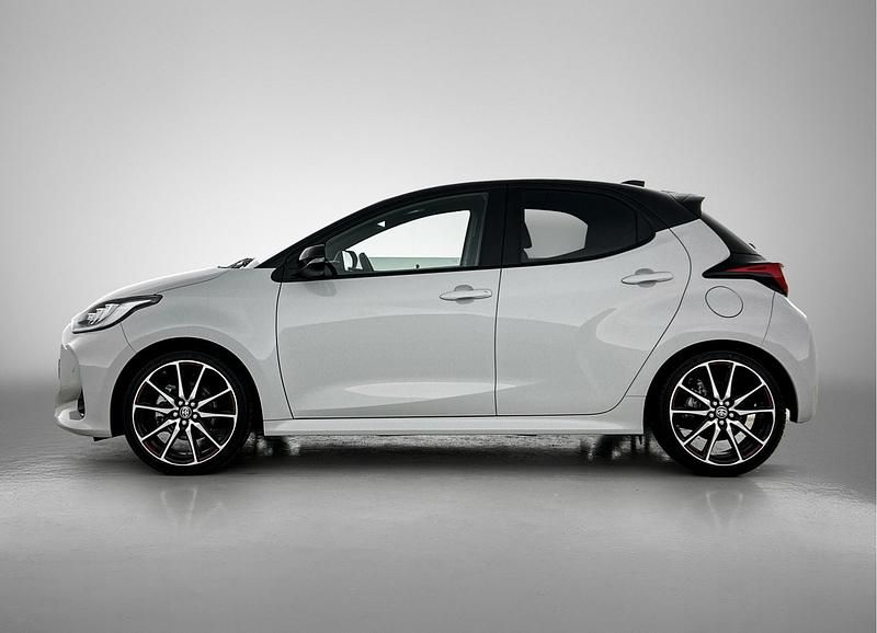 Occasion Toyota Yaris Hybrid Sport 116 PK (85 kW) 2023 Grijs Hatchback