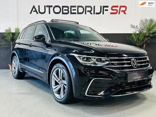 Overige Occasion 2021 VW Tiguan R-line SUV | € 33.950 (Super prijs) - Afbeelding 1/4