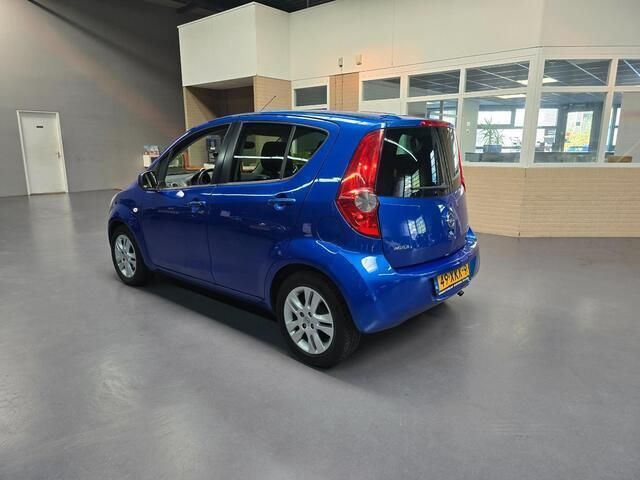 Occasion Opel Agila Edition 68 PK (50 kW) 2012 Blauw Hatchback