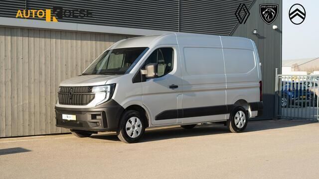 Grijs Nieuw 2024 Renault Master Van | € 31.900 (Goede deal) - Afbeelding 1/4