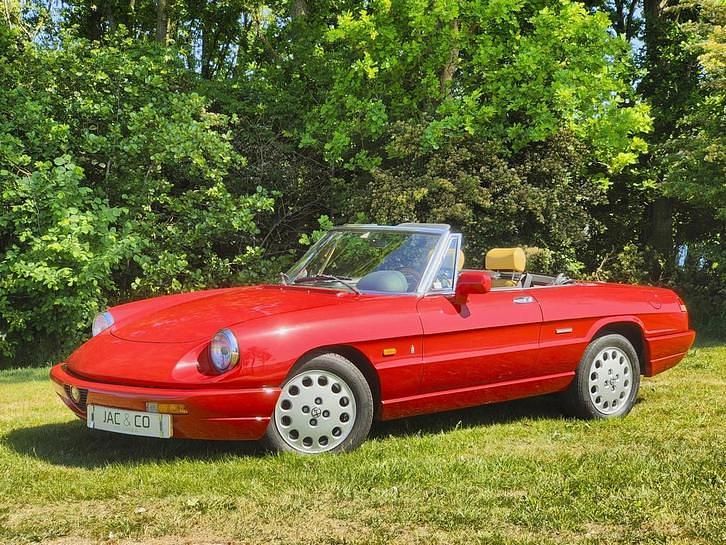 Occasion Alfa Romeo Spider Quadrifoglio Verde 117 PK (86 kW) 1990 Rood Cabriolet
